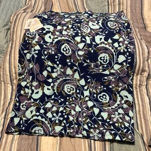 Lularoe Cassie Skirt.